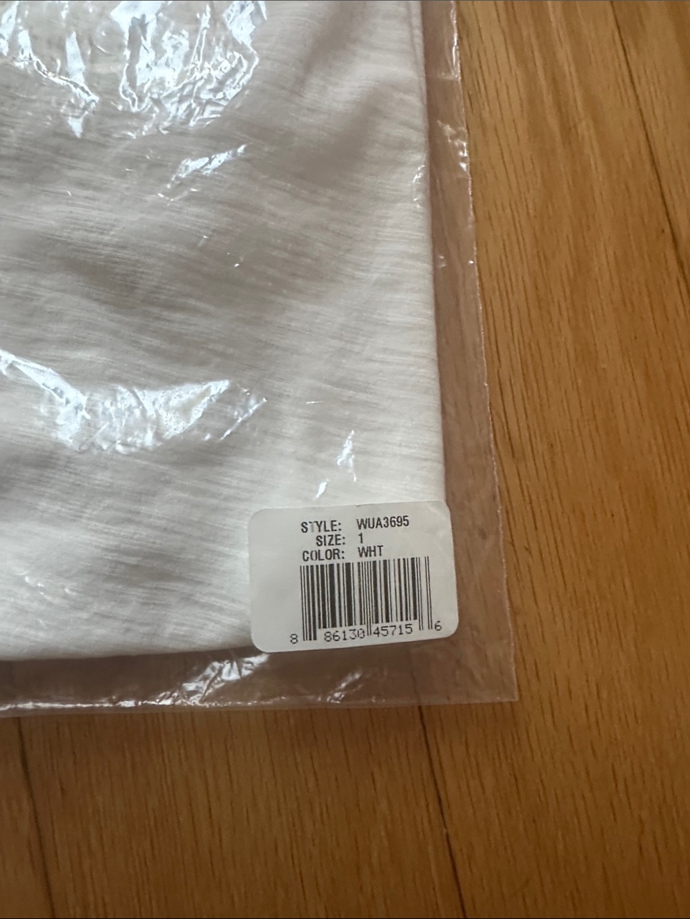 James Perse White Slub V-Neck Short Sleeve Tee - Picture 5 of 5